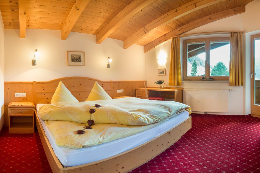 Haus Fernblick Hotel Neustift im Stubaital Room photo