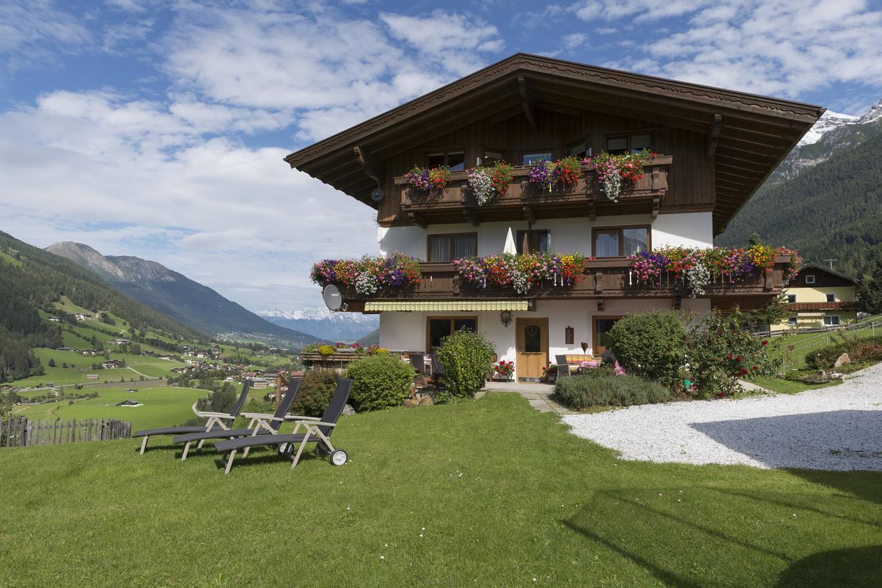 Haus Fernblick Hotel Neustift im Stubaital Exterior photo